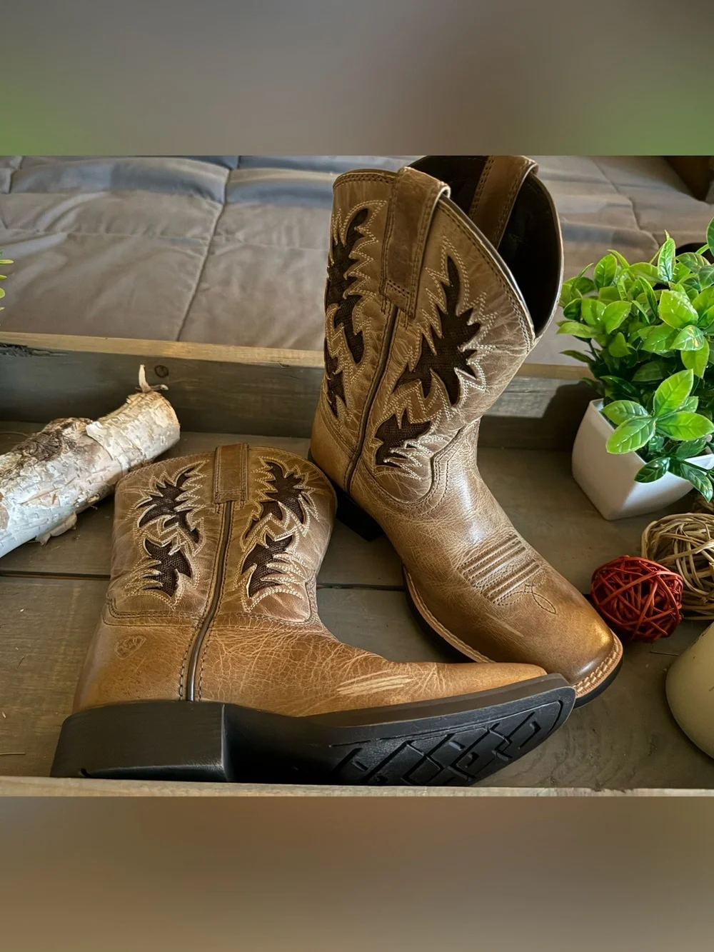 Ariat cowboy boots